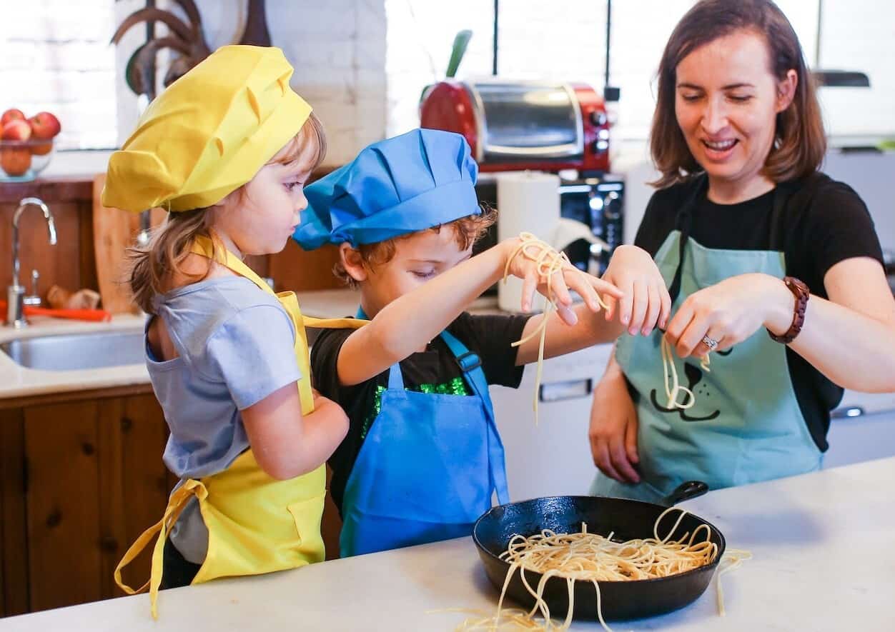 Kuchenne ewolucje - czyli sztuka gotowania z dziećmi